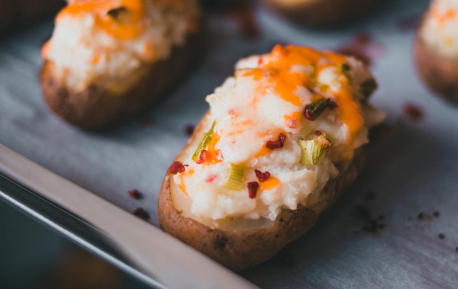 Punjeni krumpir, zapečen sa sirom | Author: Erik McLean/Pexels