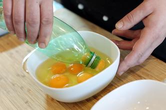 Kako najlakše razdvojiti jaje