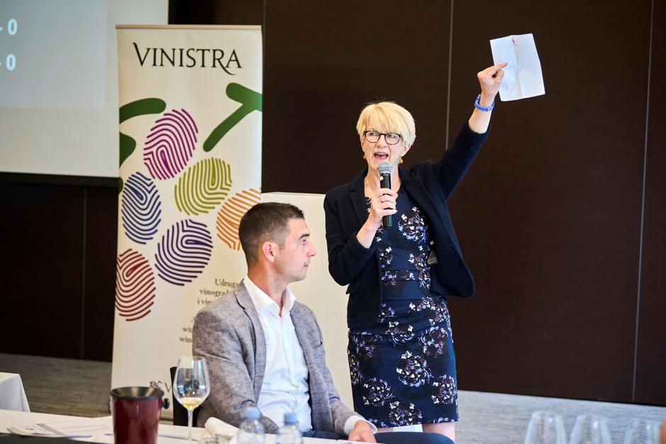 Vinistra, ocjenjivanje vina | Author: Merlo De Graia