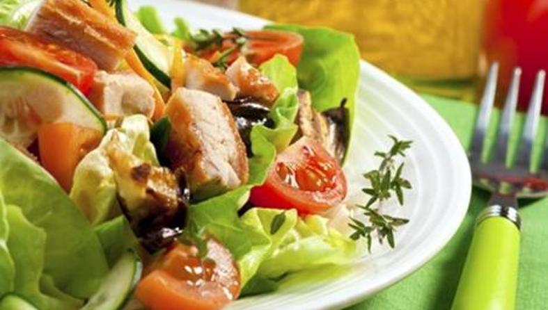 Salata od piletine sa žara