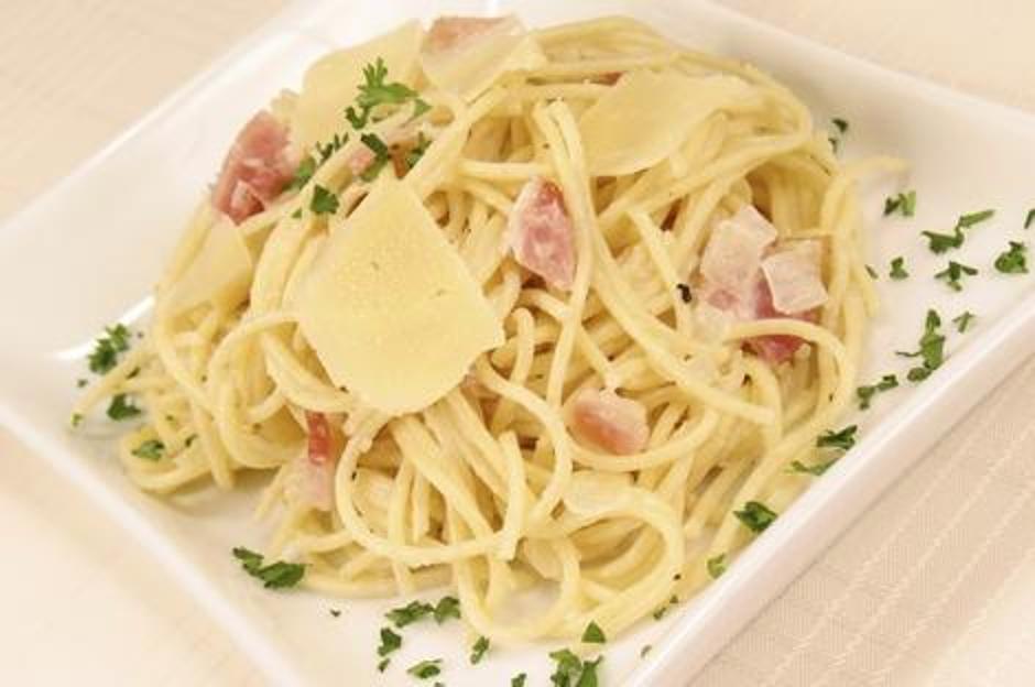 Špageti s umakom od pancete i parmezana | Author: Thinkstock