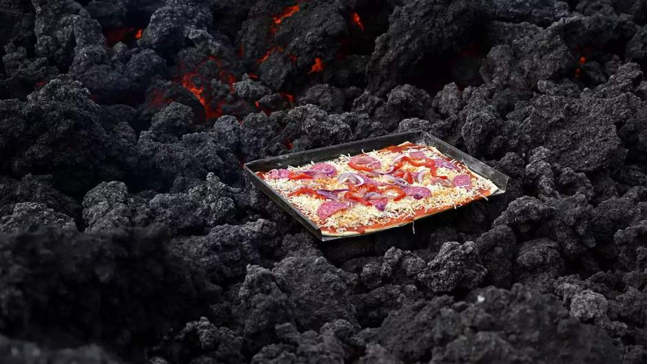 Vulkanska pizza | Author: Instagram @pizzapacayadedavid