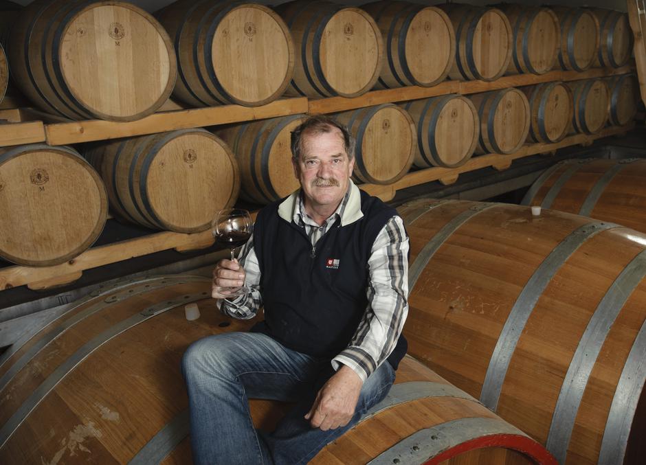 Sveta Nedjelja, otok Hvar, 15.03.2012 - Zlatan Plenkovic u svome vinogradu u mjestu Sveta Nedjelja na Hvaru


 | Author: Tom Dubravec / CROPIX