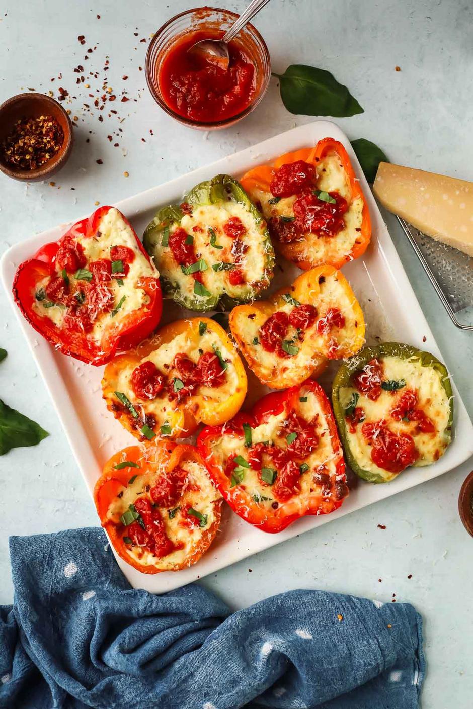 paprike punjene pečenom ricottom | Author: iheartvegetables.com/Pinterest