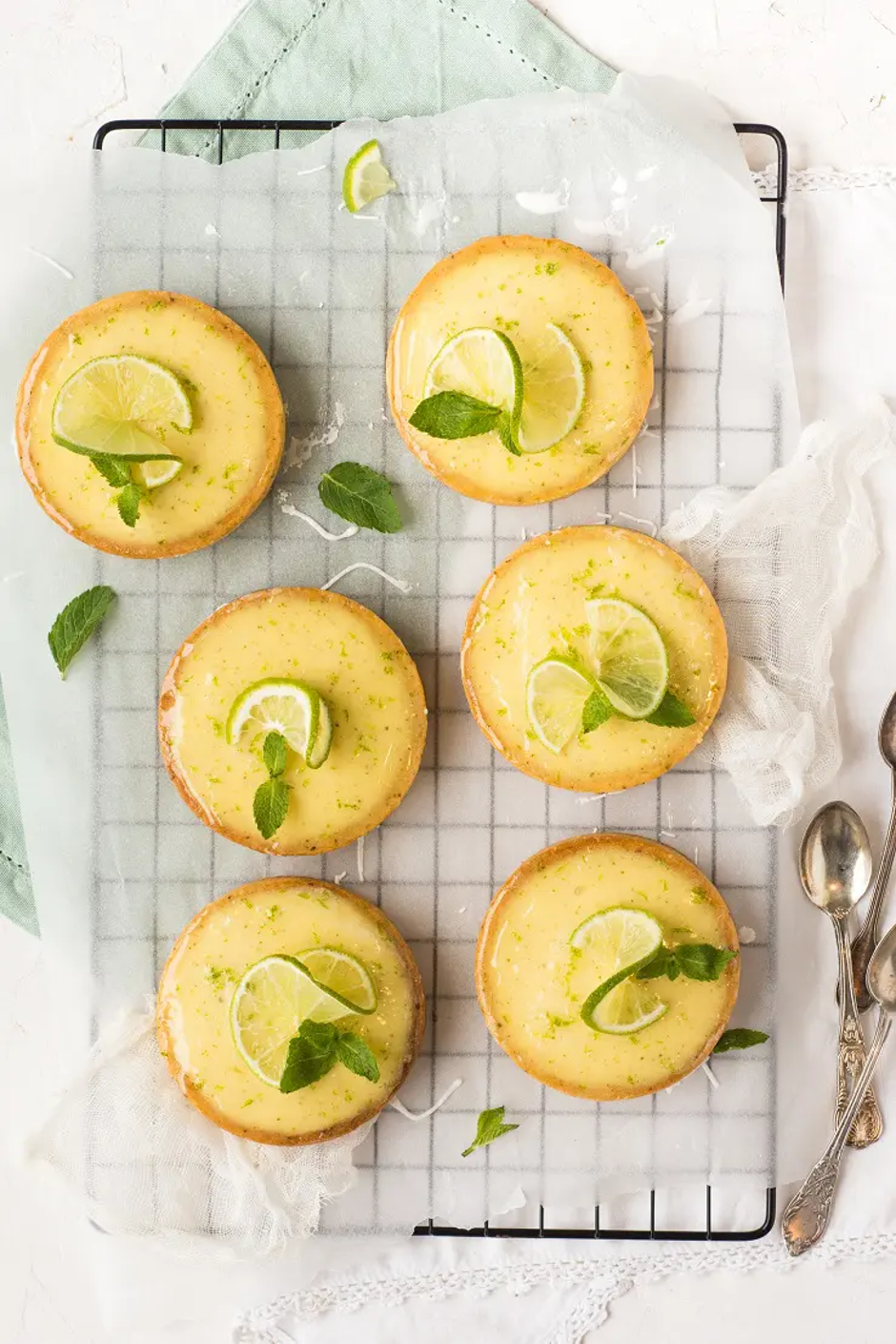mini mojito tart | Author: confitbanane.com/Pinterest