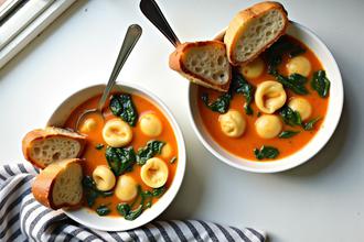 jesenska tortellini juha