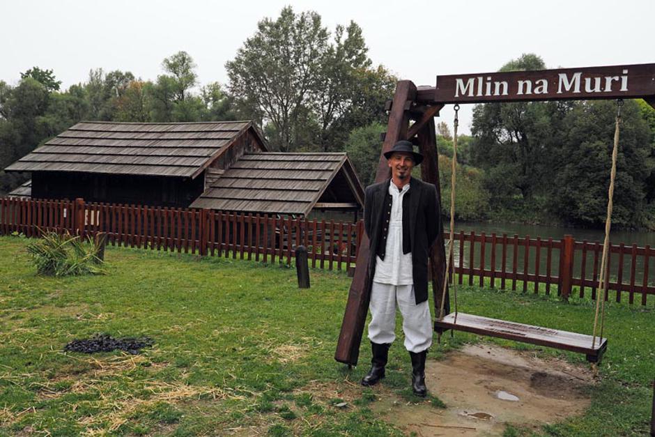 mlin na muri | Author: Nikola Zoko