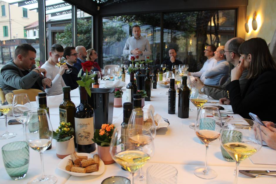 benvenuti, teran, santa elisabetta | Author: Press