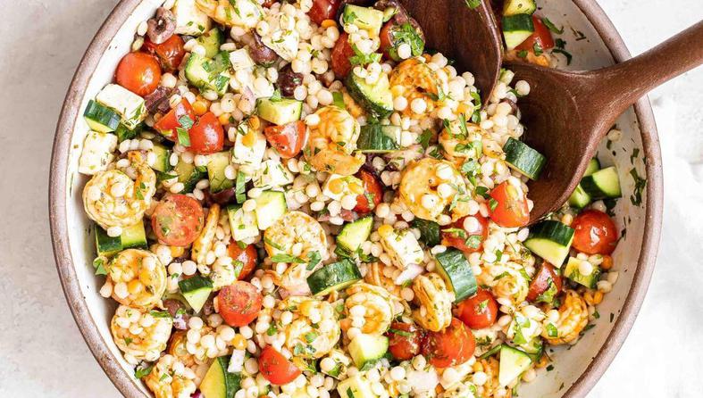 Mediteranska salata s kus-kusom i pečenim povrćem