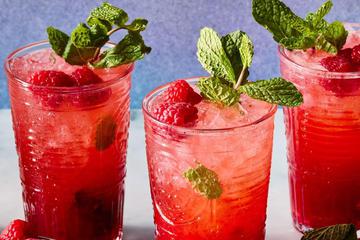 bezalkoholni koktel od maline i mente