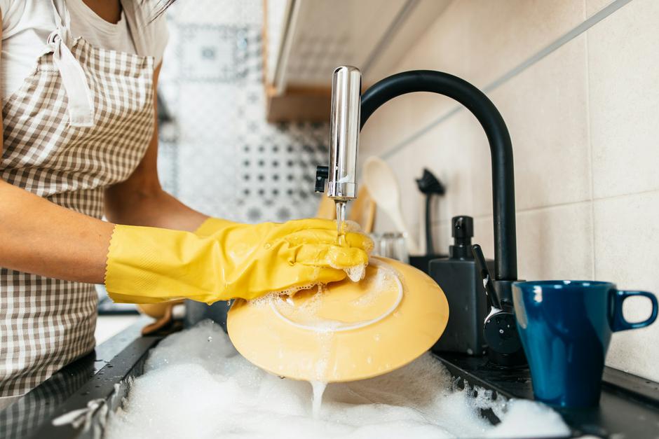 pranje suđa, pranje posuđa | Author: Getty Images/Unsplash