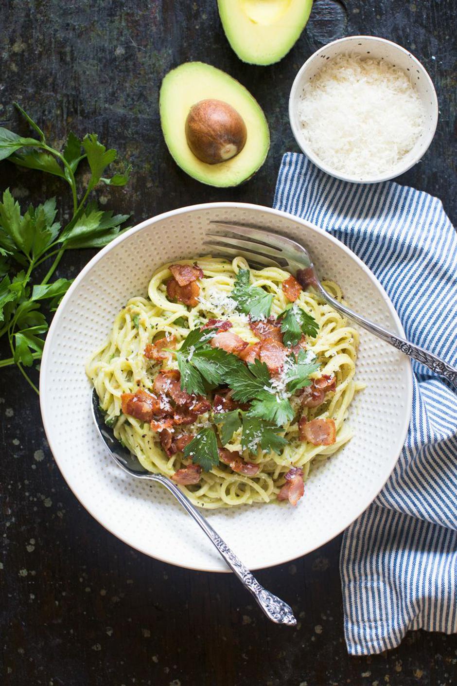 avokado carbonara | Author: Patricia Saffell/Pinterest