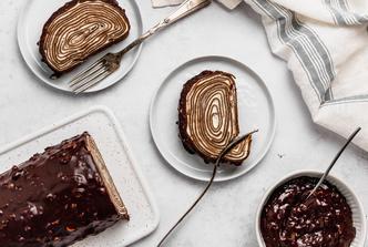 čokoladna rolada od palačinki