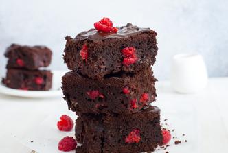 Brownies sa svježim malinama