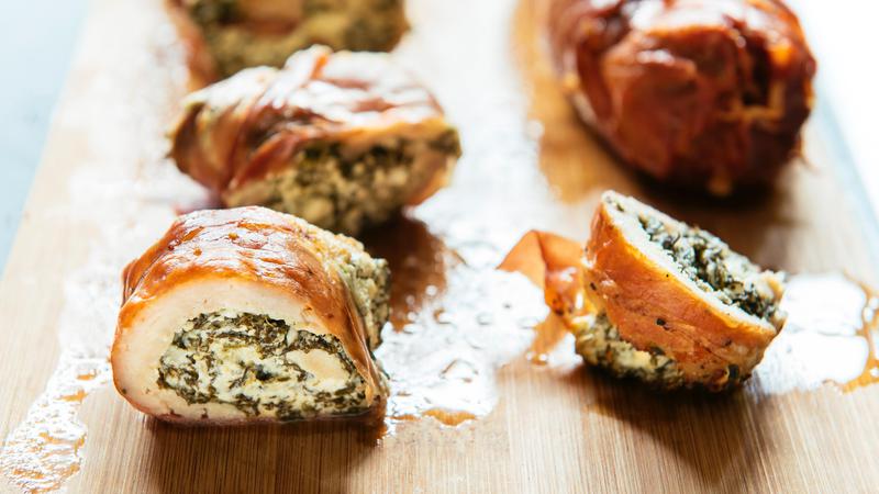 Gotovo za tren: Pile&cacute;e rolice sa sirom i &scaron;pinatom