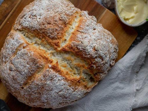 domaći irski kruh sa sodom bikarbonom