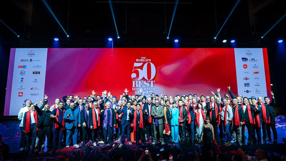 The World's 50 Best Restaurants 2025 Group shot | Author: theworlds50best.com