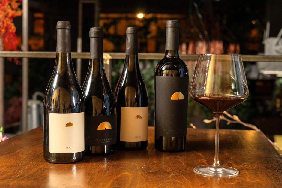 zlatno brdo | Author: Press