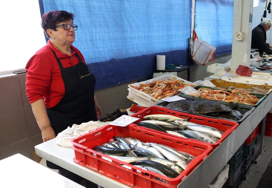 Šibenik: Ponuda na šibenskoj ribarnici na Veliki petak