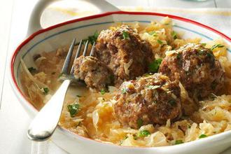 mesne okruglice s kiselim kupusom