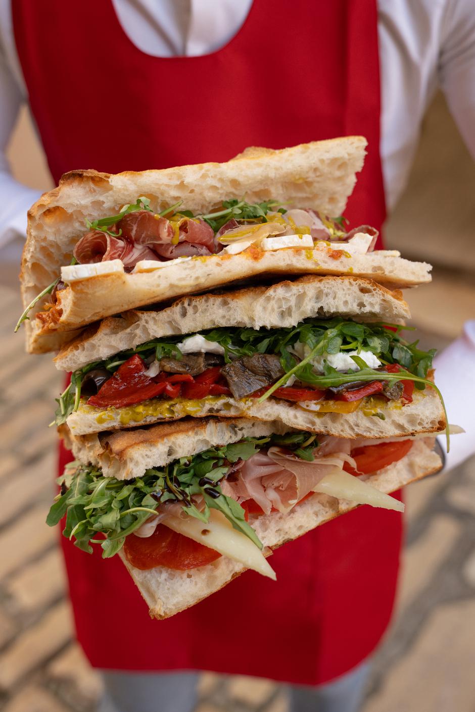 schiacciata | Author: Robert Vijatović