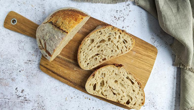 kruh, sourdough