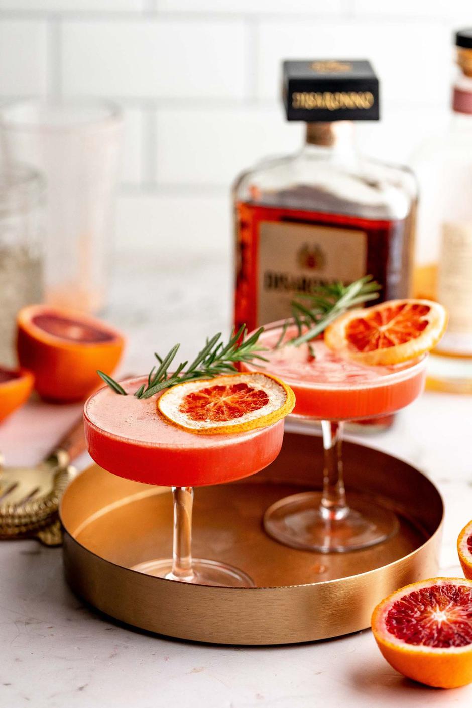 amaretto sour | Author: passthesushi/Pinterest