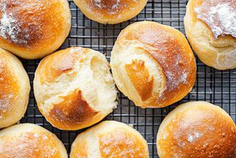 brza peciva bez kvasca s grčkim jogurtom