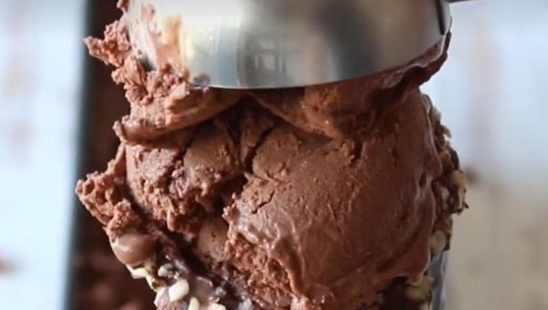 čokoladni sladoled