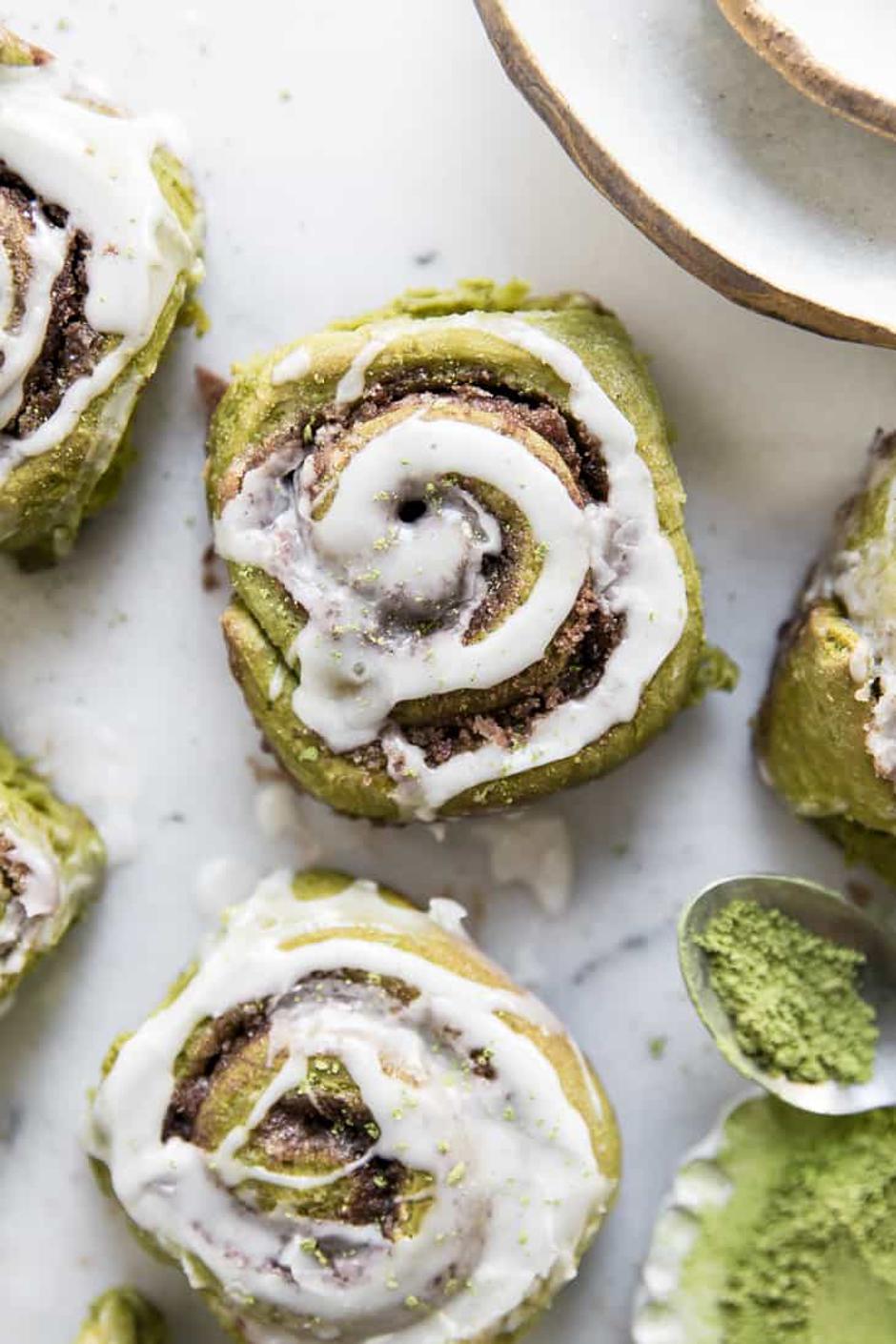 matcha cimet rolice | Author: Fit Mitten Kitchen/Pinterest