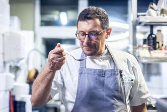 Neobična večera by Medak i Galvagno