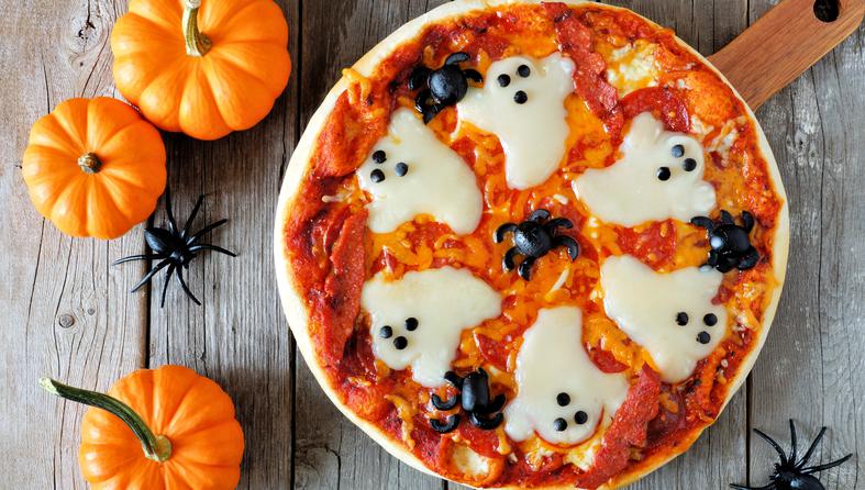 Halloween pizza