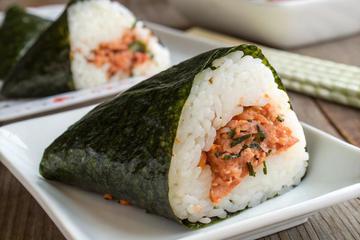 onigirazu, sushi sendvič