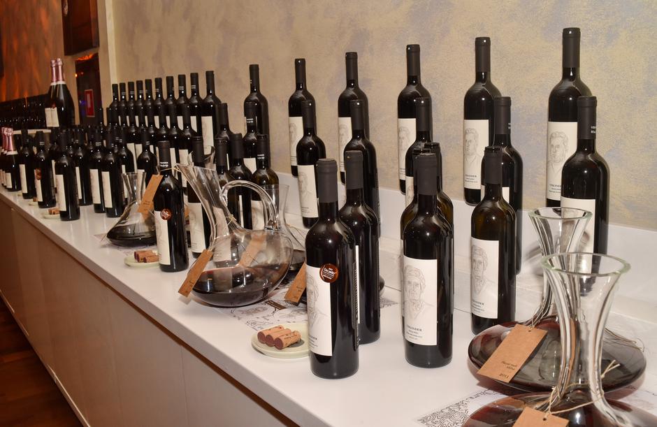 vislander plavac mali | Author: JULIO FRANGEN                       