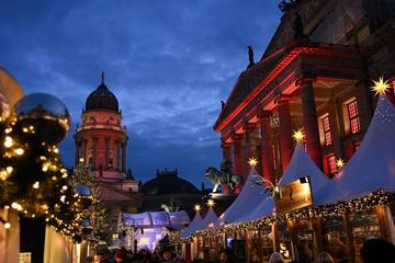 Feed/24Sata-Lifestyle/2025-49/2025-12-08T180151Z-917925826-Rc239Iarz3Wf-Rtrmadp-3-Christmas-Season-Berlin.Jpg
