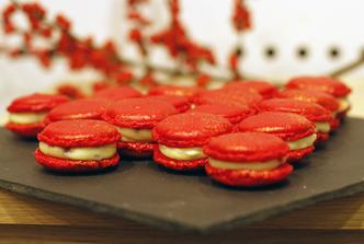 Crveni macarons