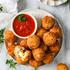 Isprobaj arancine s mozzarellom – zlatne kuglice s juga Italije