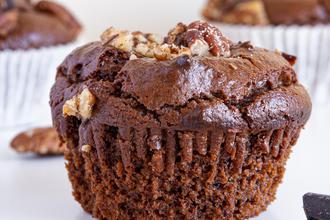 Muffini s čokoladom i pekan orasima