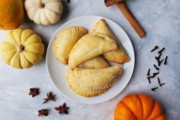 slatke empanade s bundevom