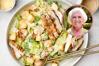 mary berry, topla salata od piletine