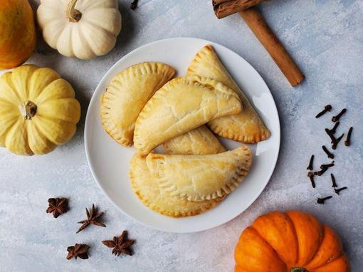 slatke empanade s bundevom