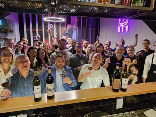 sunčana večera, Lulu Fusion Bistro