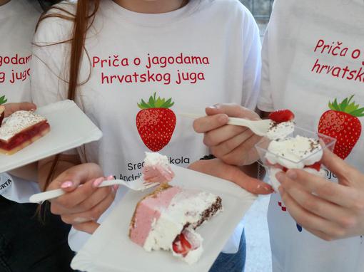 Održana je manifestacija Dan jagoda u Vrgorcu