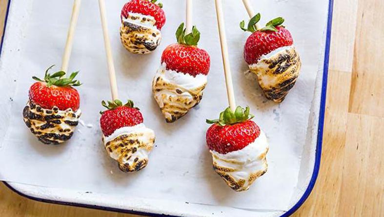 Jagode na štapiću s marshmallowom