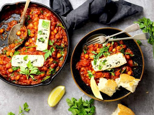 Pečeni slanutak s feta sirom