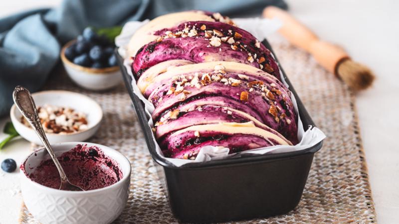 SLATKA UTJEHA Babka s borovnicama i limunom