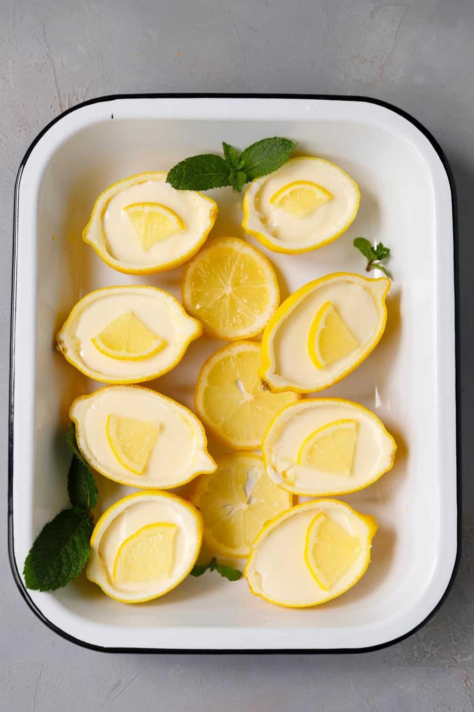 lemon posset | Author: cookinglsl.com/Pinterest