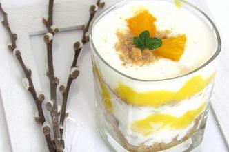 Desert od limuna s jogurtom
