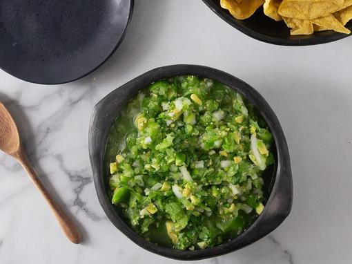 tomatillo avokado salsa