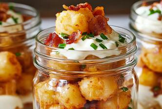 Napravi Tailgate Tots – hrskave, slojevite grickalice